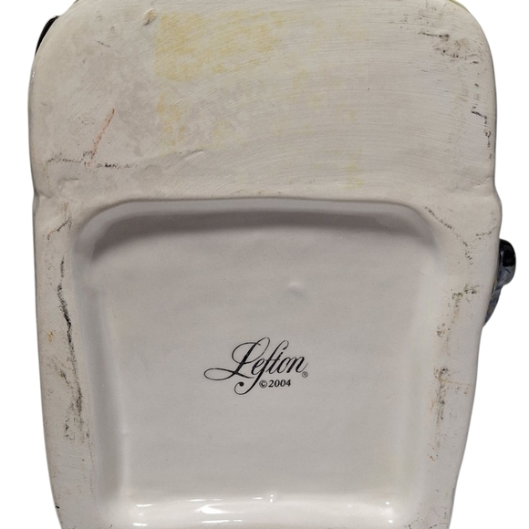 2004 Lefton 2 Piece Lidded Ceramic Candy Dispenser - Picture 8 of 8